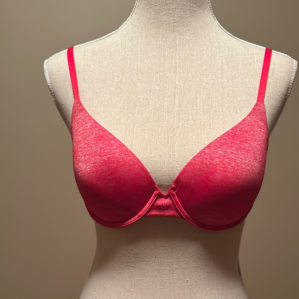 Victoria’s Secret Red Women's Bra